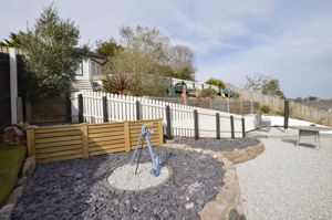 Photo 22- click for photo gallery